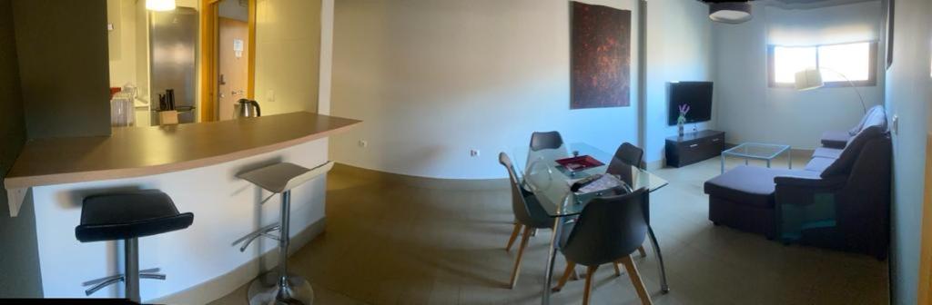 Apartamentos 16:9 Suites Almeria Exterior photo